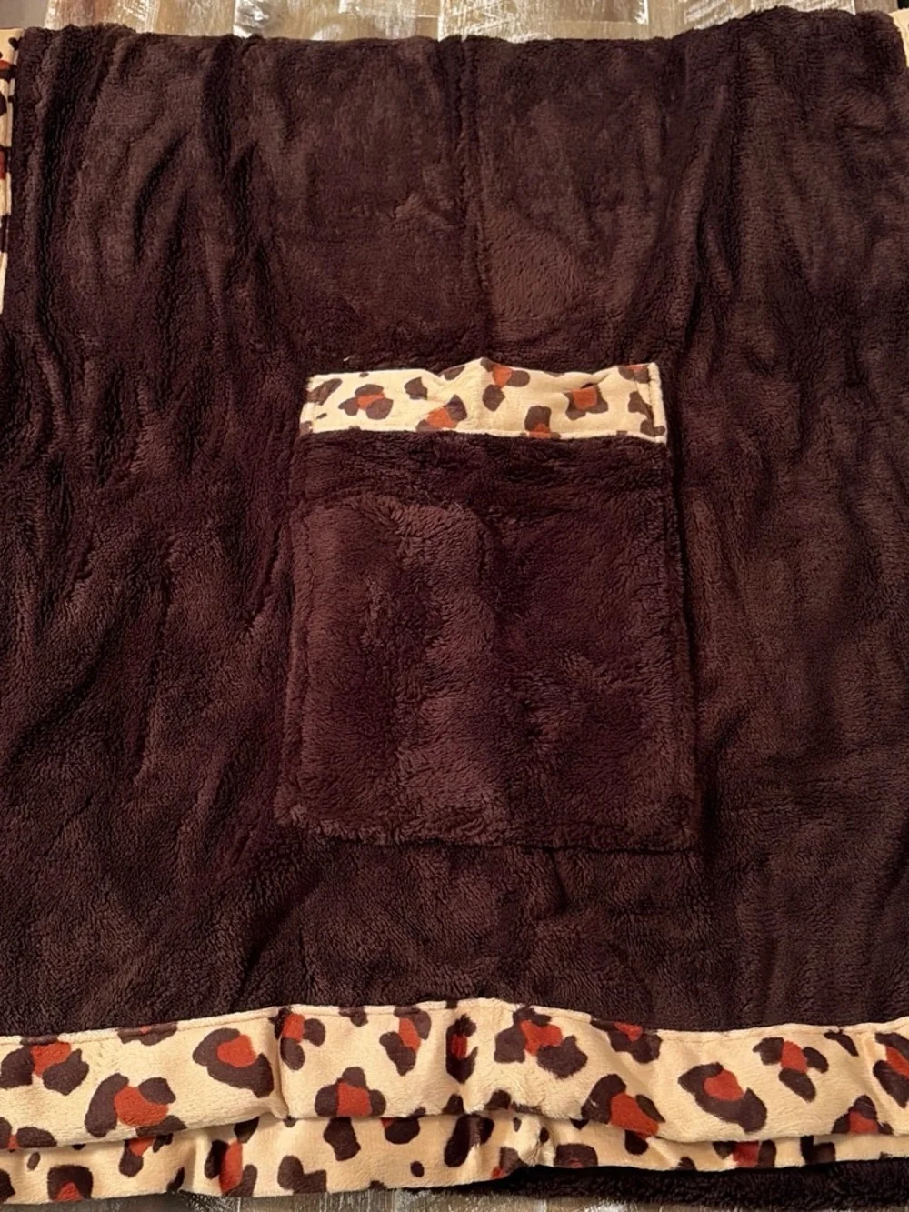 NOBILITY READERS WRAP